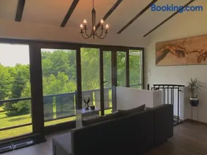 Empyrean House - Image 5