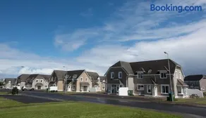 Moore Bay Holiday Homes by Trident Holiday Homes - Image 3