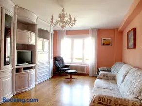 www Parques de la Catedral travel com Parking privado Gratis - Image 1