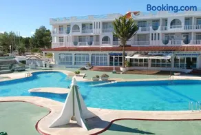 Apartamentos Playa Romana Park - Image 3
