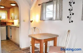 Stunning Home In Lärbro With Wifi - Image 5