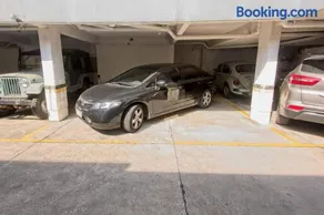 Apartamento três quartos Juvevê com charme e sossego 110 m2 e garagem Domo Hospedagem - Image 3