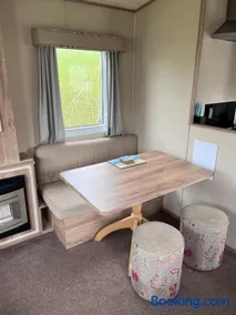 Newquay Caravan, Newquay Bay Resort Jetts View 104 - Image 5