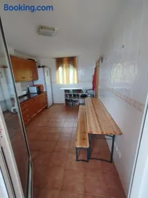 Valencia, villa, piscina privada, junto A-7 cerca de playas, aeropuerto, Cheste - Image 4