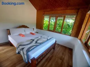 Sherly Cottages - Image 2