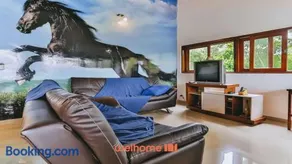 Chácara em Mairinque com Área Verde e Piscina - Image 5