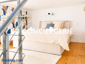 "LA BULLE BLEUE" - Espace détente cosy avec jacuzzi et grand écran - Image 3