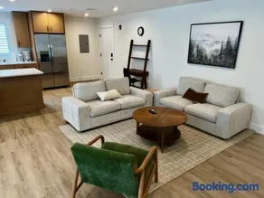 Montgomery Modern Luxury Stays - Image 5