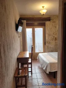 hostal Decerca Prádena - Image 3