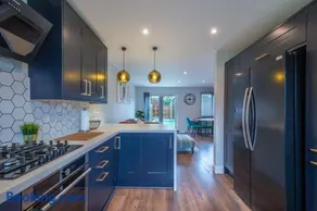 16 Waterloo Close, Newmarket - Image 3