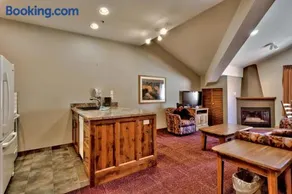 Cahilty #460 home - Image 5