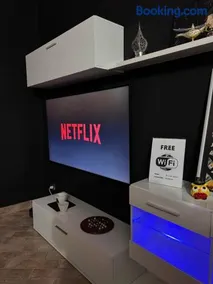 Apartment with Gym - Image 2