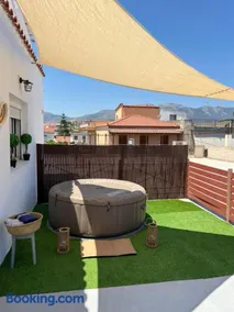 Sweet Home - Image 1