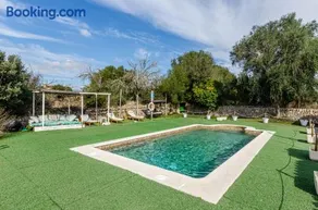 YourHouse Can Gancho Villa - Image 3