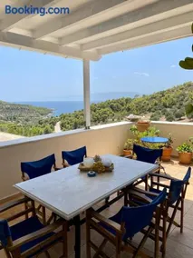 Elichrisos Apartment Spetses - Image 1