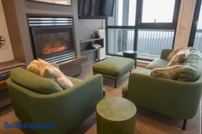 Alto Villa 403 AMS Mt Buller - Image 2