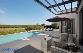 Villa Infinity - Image 1