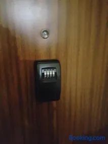Warsaw King Size Apartment - Image 2