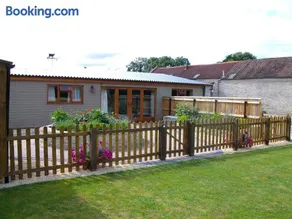 The Old Cowstall - Image 2