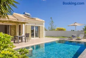 Caretta Beach Villa - Image 1