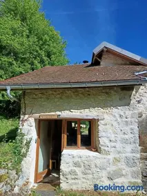 Chalet Refuge Montailloux Bugey Savoie - Image 2