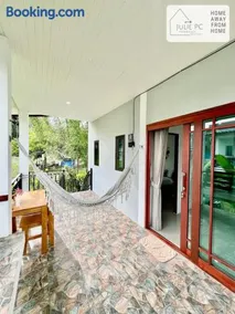 Oak House by JuliePc Property B - Image 4