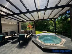 Vadgalamb Apartman & Jacuzzi - Image 5