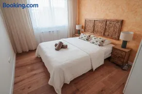 Apartment Asana - Image 1