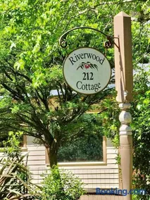 Riverwood Cottage, accessible accommodation - Image 1