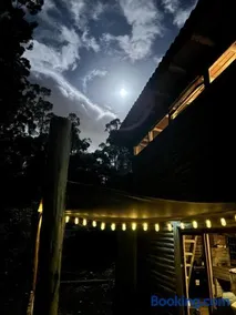 Cabana rustica logcabin com banheira aquecida - Image 2