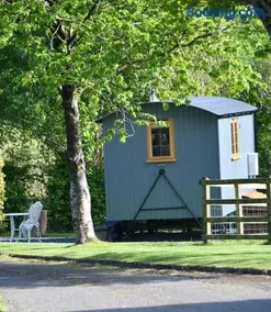The Shepherds Hut - Image 4