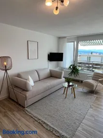 Ferienwohnung Alpenruhe mit traumhaften Bergblick, Pool & Sauna - Image 2