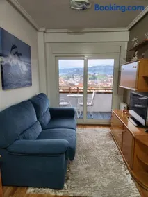 Estudio con vistas a la ciudad con aire acondicionado - Image 1