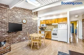 Cottage by the Sea - Image 2