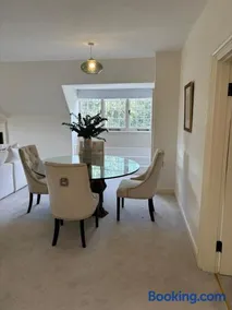 Little Massingham Manor - Image 2
