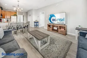 Large 3BR Private Condo Pool Tennis Great Location - Image 1