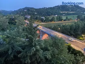 Appartamento Lella con meravigliosa vista vicino al centro congressi zona Bagni con wi-fi,ascensore e area parcheggio - Image 1