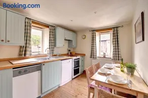 2 Bed in Field Dalling oc-1643 - Image 1