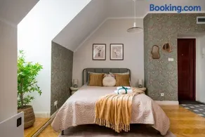 Enchanting Loft 11 by the Old Town and the subway, in the center of Warsaw - Image 2