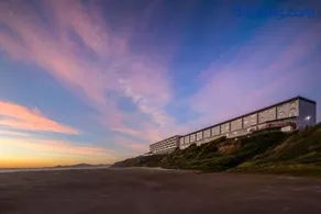 Newport Oceanfront Inn - Image 1