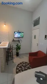 Studio Home - Image 4
