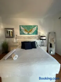 Circus-Goretti House - Image 3