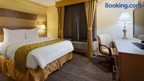 Best Western Flushing-LaGuardia - Image 1