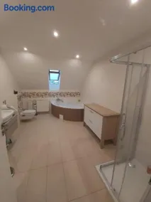 Apartament GórnyŚląsk blisko jeziora - 120qm - 3 sypialnie z parkingiem i klimatyzacją - Flat UpperSilesia with Parking & air conditioning - Ferienwohnung OberSchlesien mit 3 Schlafzimmern inklusive Parkplatz und Klima - Nähe Badesee und Sandstrand - Image 3