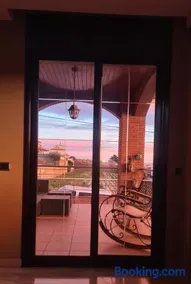 Casa rustica con piscina y jardin - Image 3