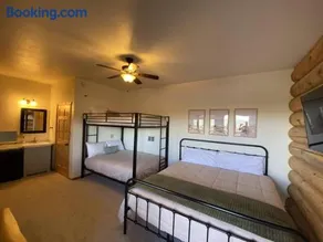 Thousand Lake Lodge at Capitol Reef - Image 3