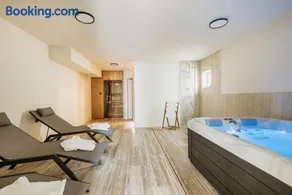 Villa Mila with private pool, BBQ and jacuzzi - Image 4