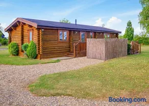 Laxfield Lodges - Image 2