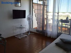 Appartement 2 pièces avec terrasse et parking à Port Camargue - Image 2