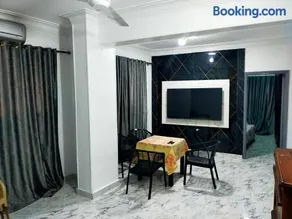 Mohamed's Apartment in the Heart of Historic Cairo, Al-Muizz Street, Downtown - Image 3